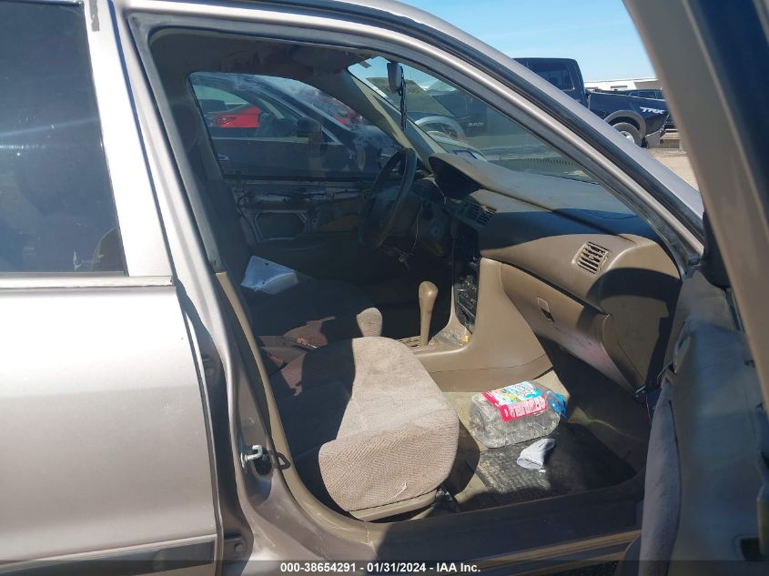 1999 Chevrolet Prizm VIN: 1Y1SK5284XZ433082 Lot: 38654291