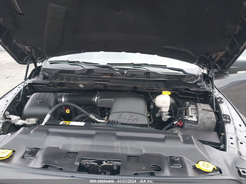 2020 RAM 1500 CLASSIC WARLOCK QUAD CAB 4X4 6'4 BOX - 1C6RR7GG3LS146689