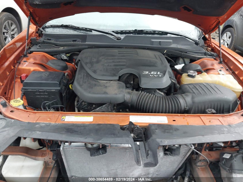 2B3CJ4DG3BH601735 2011 Dodge Challenger