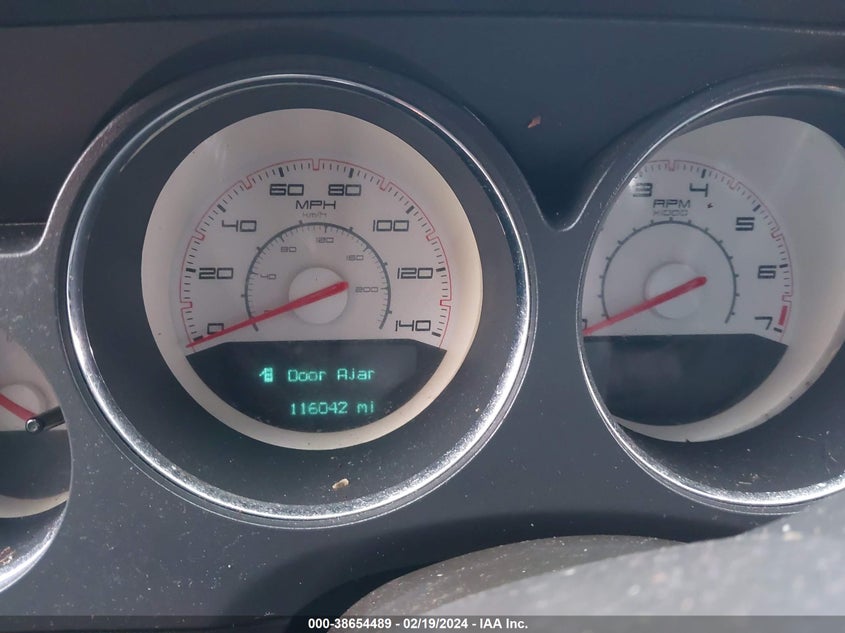 2B3CJ4DG3BH601735 2011 Dodge Challenger