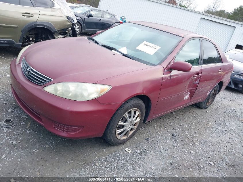 2005 Toyota Camry Le VIN: 4T1BE32K55U425882 Lot: 38654718