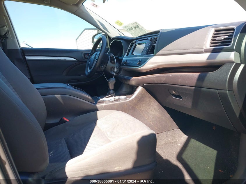 2019 TOYOTA HIGHLANDER VIN: 5TDZARFHXKS048871