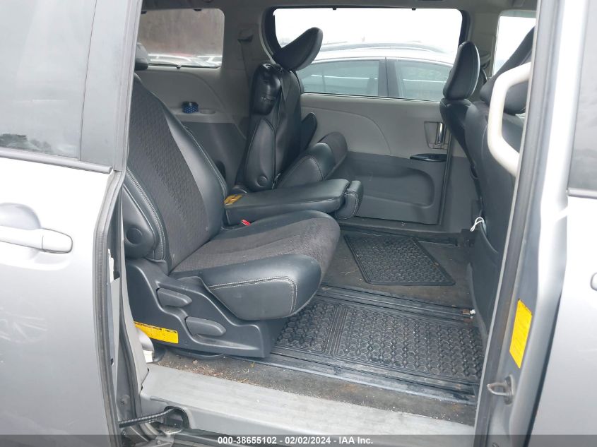 5TDXK3DC5CS177109 2012 TOYOTA SIENNA, photo no. 8