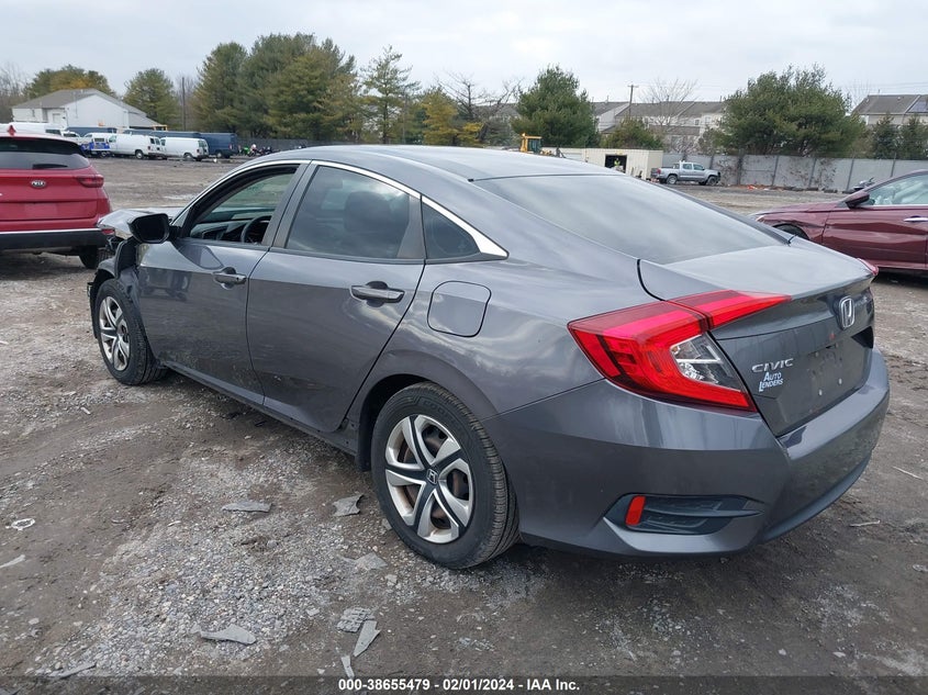 VIN 2HGFC2F58JH501815 2018 HONDA CIVIC LX