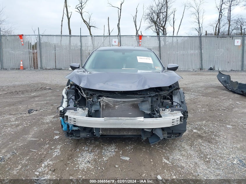 VIN 2HGFC2F58JH501815 2018 HONDA CIVIC LX