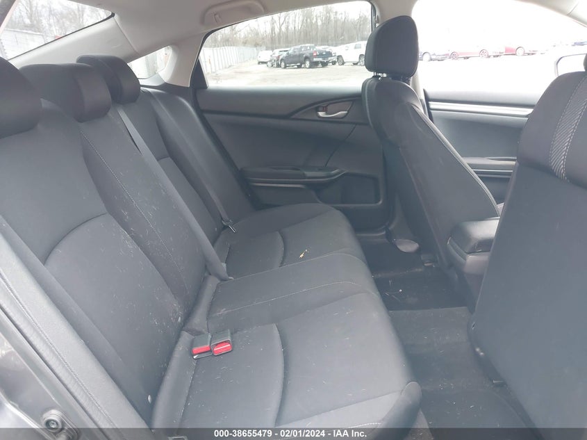 VIN 2HGFC2F58JH501815 2018 HONDA CIVIC LX