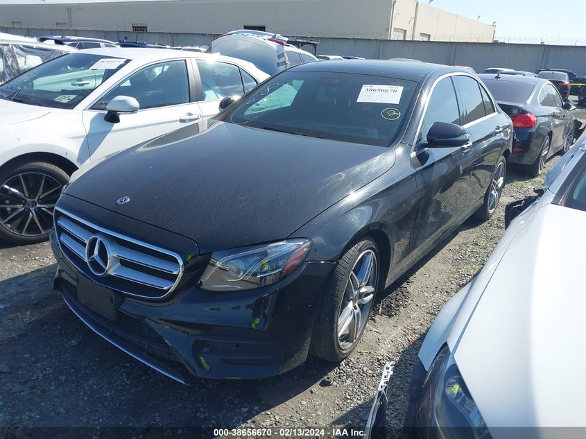 VIN WDDZF4JB2JA307457 2018 MERCEDES-BENZ E 300