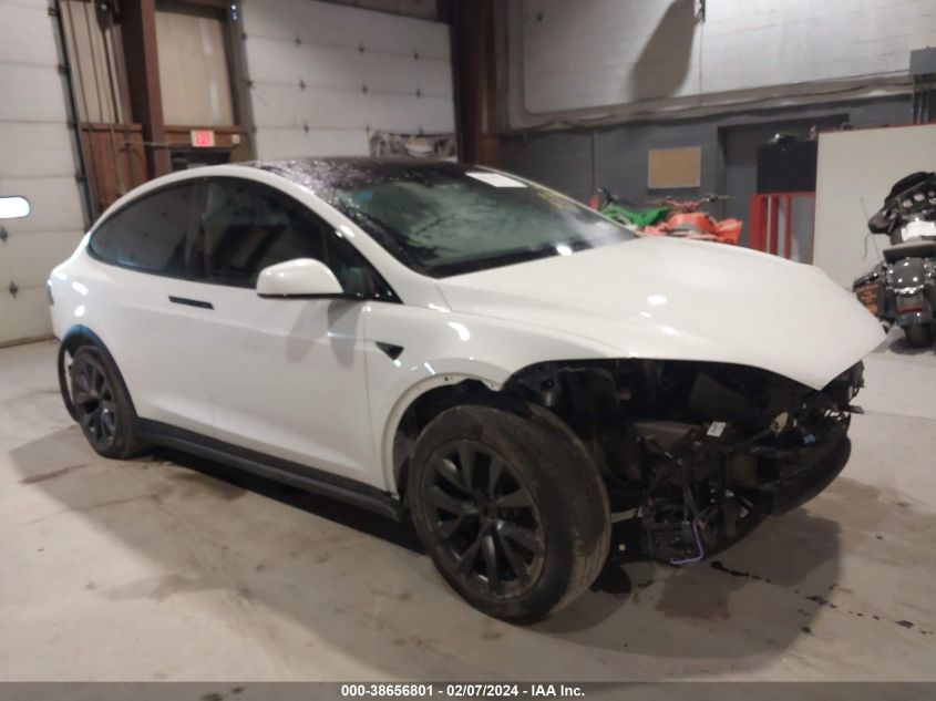 2022 Tesla Model X Dual Motor All-Wheel Drive VIN: 7SAXCBE53NF340079 Lot: 38656801