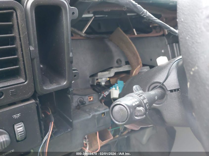 2000 Chevrolet Silverado 2500 Ls VIN: 1GCGC29U8YE400782 Lot: 38659470