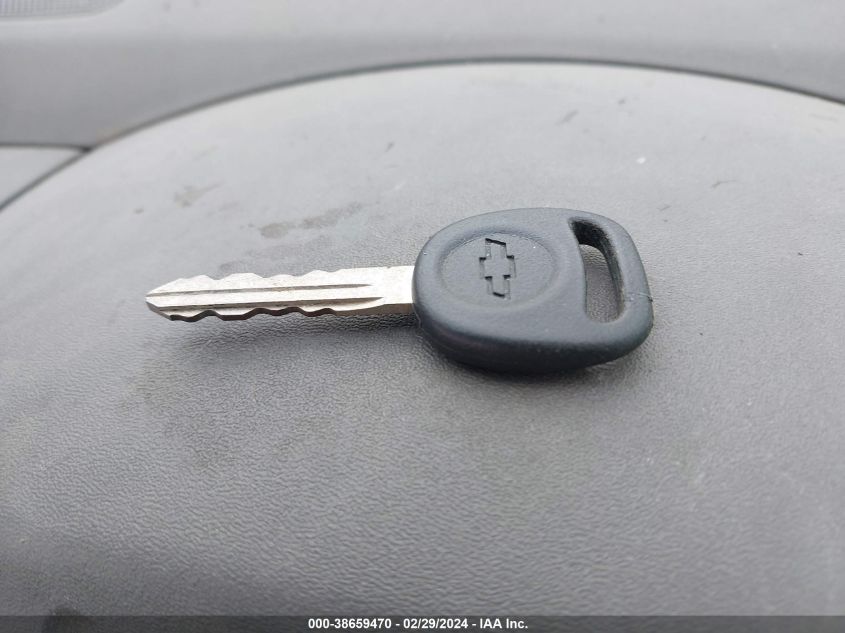 2000 Chevrolet Silverado 2500 Ls VIN: 1GCGC29U8YE400782 Lot: 38659470