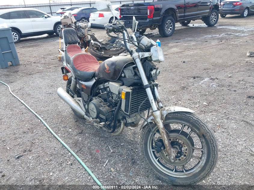 HONDA VF1100 1985. Lot# 38660911. VIN 1HFSC1202FA204374. Photo 1