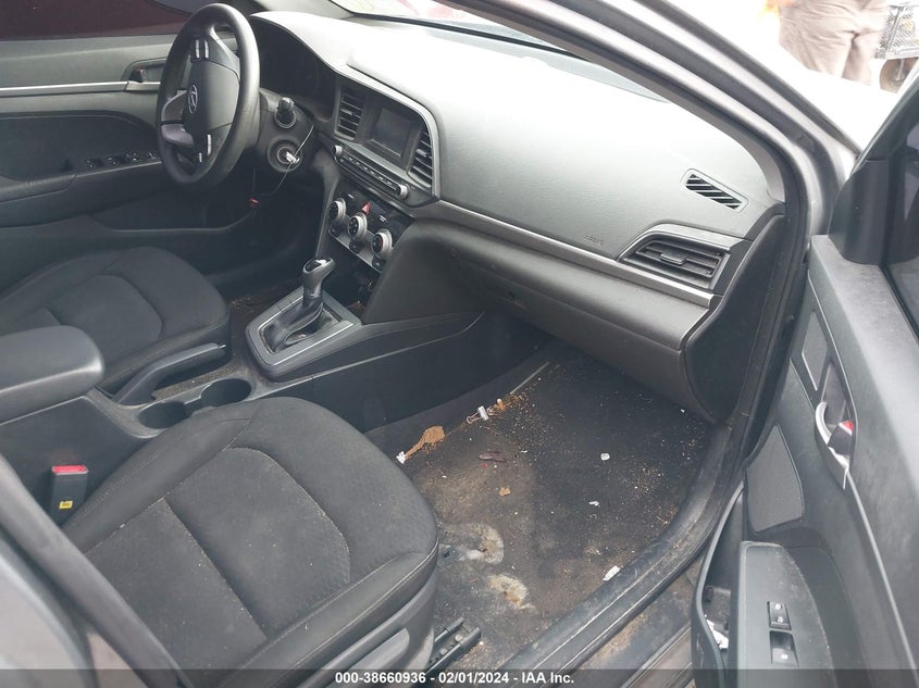 VIN KMHD74LF4KU753302 2019 HYUNDAI ELANTRA SE