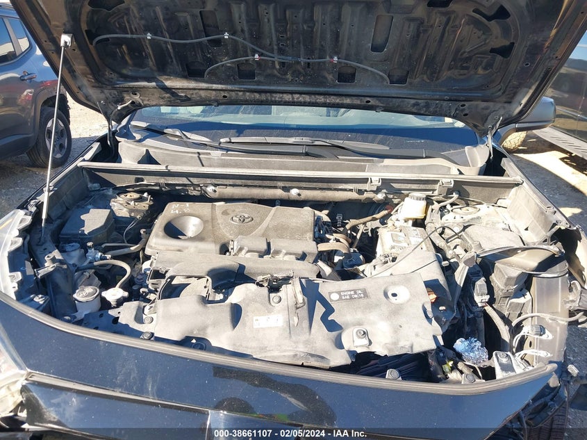 VIN JTMH1RFV6KJ007376 2019 TOYOTA RAV4 LE