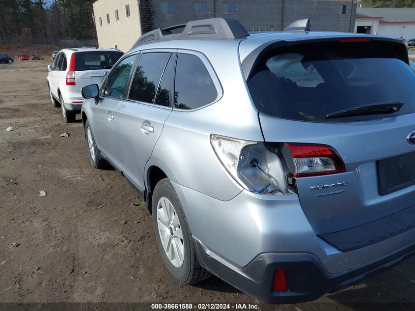 2018 SUBARU OUTBACK 2.5I PREMIUM - 4S4BSACC8J3382725