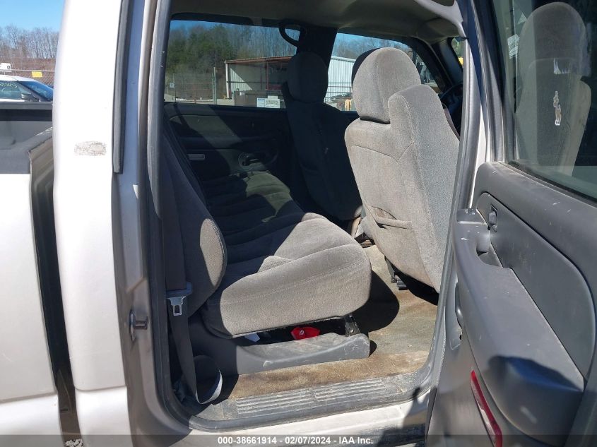 2005 Chevrolet Silverado 2500Hd Ls VIN: 1GCHK23U55F826550 Lot: 38661914