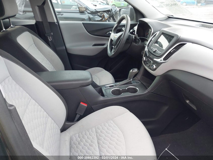 VIN 2GNAXSEV3K6132350 2019 CHEVROLET EQUINOX LS