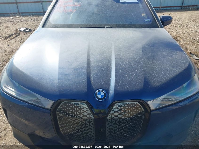 2022 BMW Ix xDrive50 VIN: WB523CF03NCJ58231 Lot: 38662397