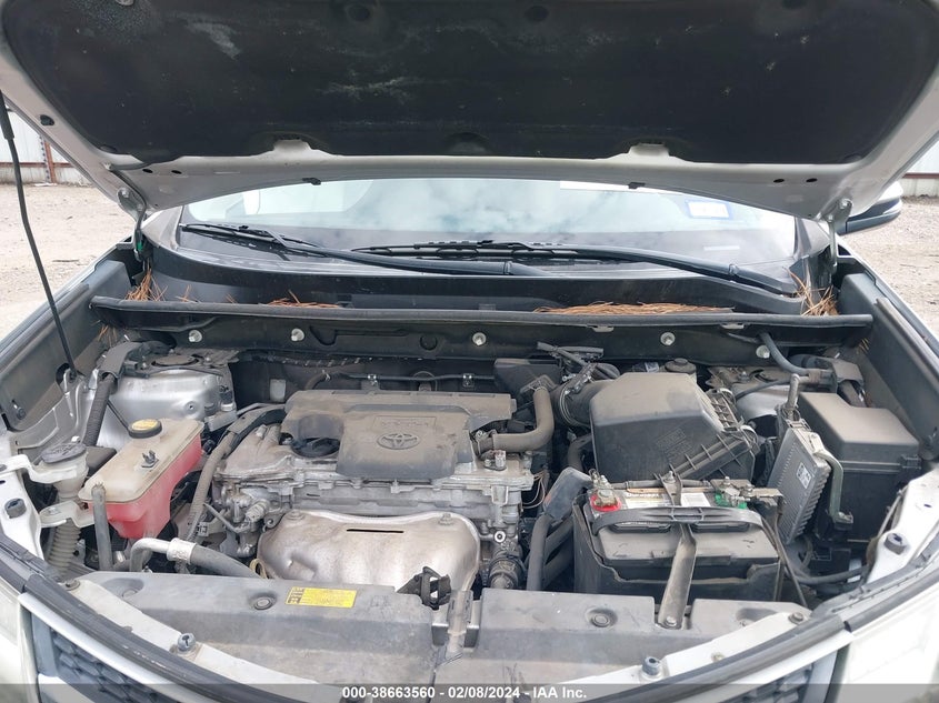 2015 TOYOTA RAV4 XLE - 2T3WFREV5FW162499
