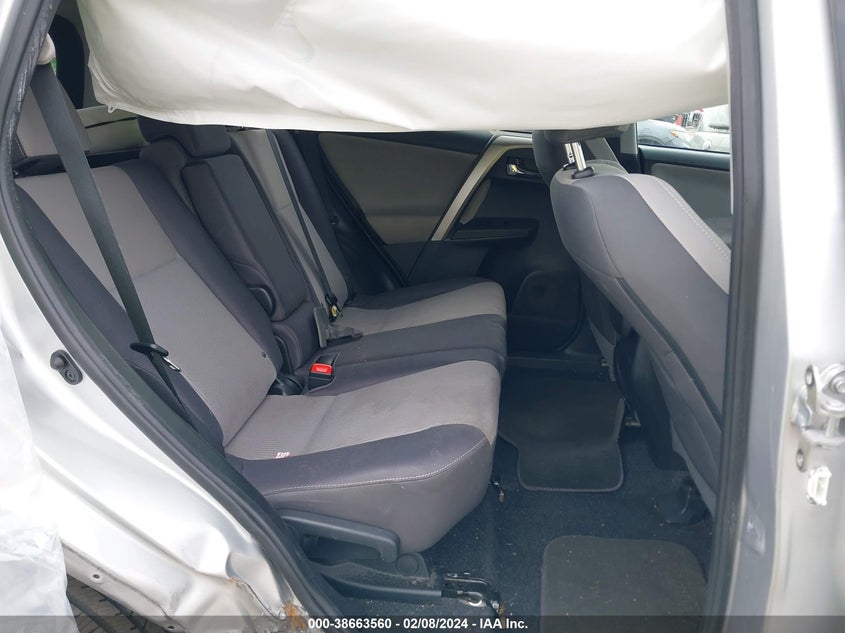 2015 TOYOTA RAV4 XLE - 2T3WFREV5FW162499