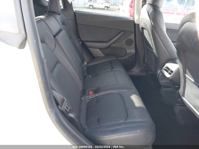 VIN 5YJYGDEE5MF140529 2021 TESLA MODEL Y
