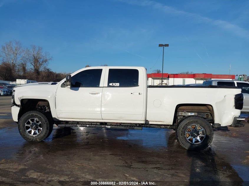 2018 CHEVROLET SILVERADO 2500HD LT - 1GC1KVEY2JF239025