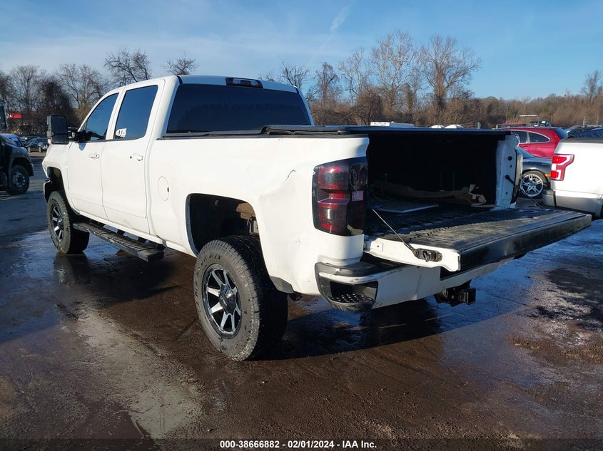 2018 CHEVROLET SILVERADO 2500HD LT - 1GC1KVEY2JF239025