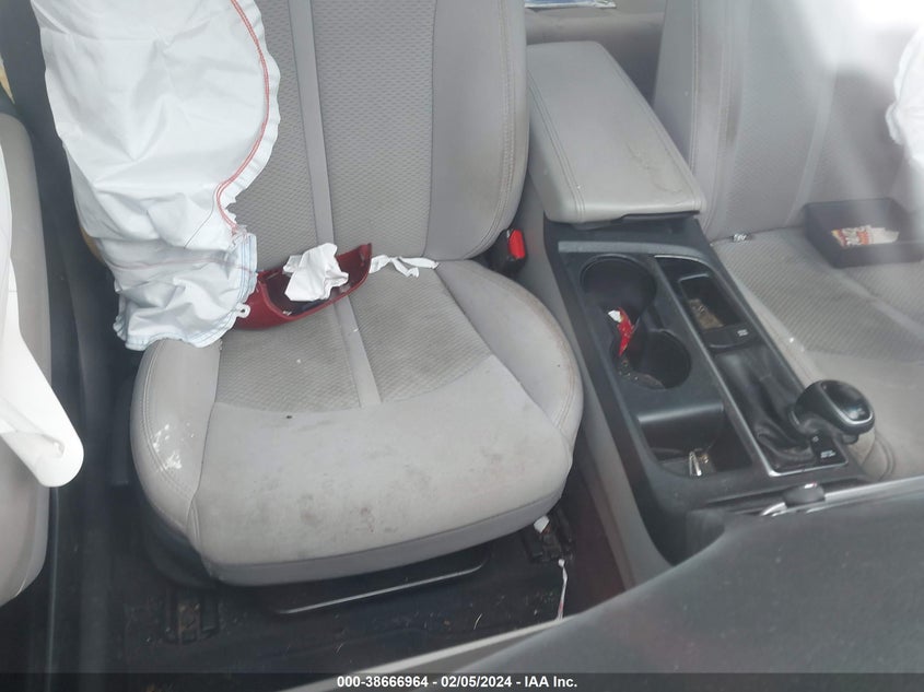 VIN 5NPE24AFXHH564392 2017 HYUNDAI SONATA SE