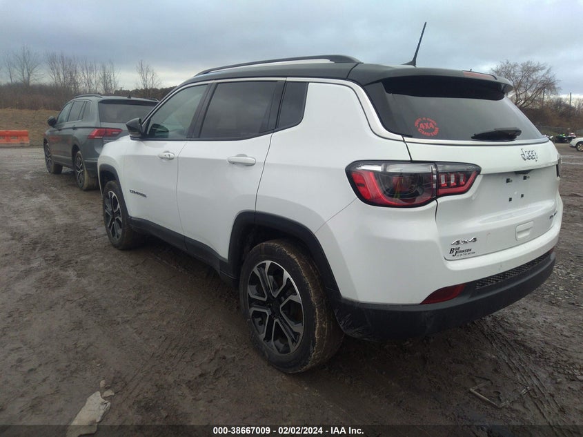 VIN 3C4NJDCB7NT145120 2022 JEEP COMPASS LIMITED 4X4