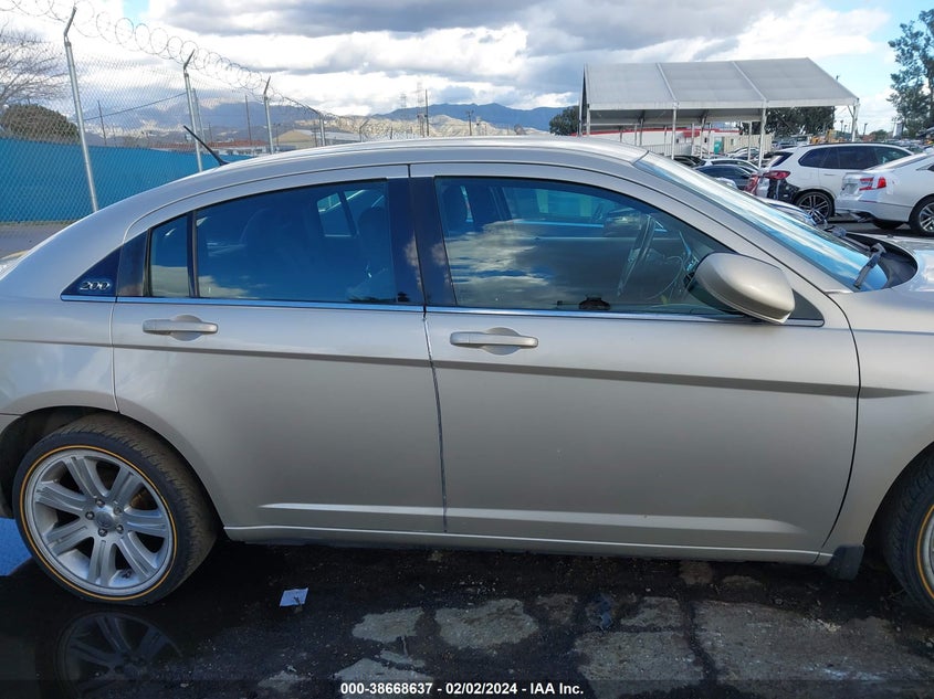2013 CHRYSLER 200 TOURING - 1C3CCBBB4DN765367