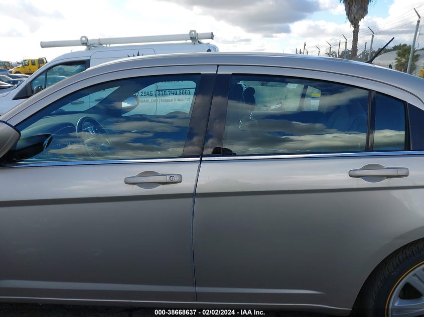 2013 CHRYSLER 200 TOURING - 1C3CCBBB4DN765367