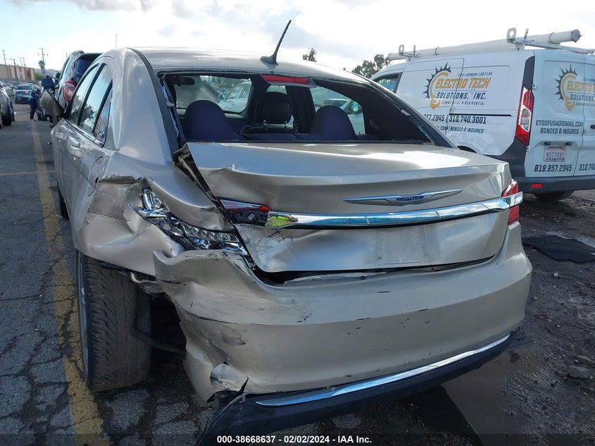 2013 CHRYSLER 200 TOURING - 1C3CCBBB4DN765367
