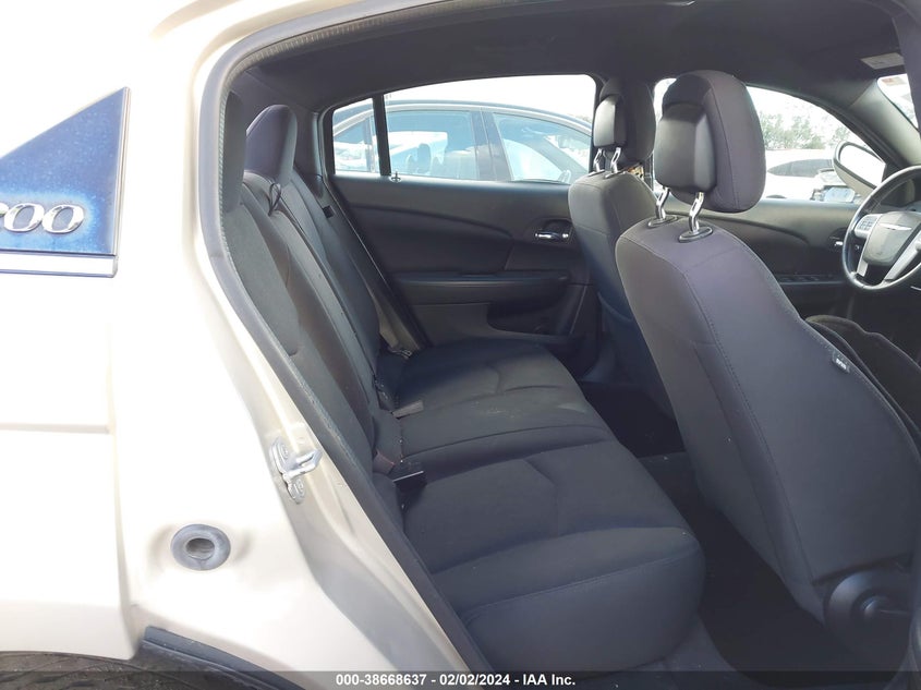 2013 CHRYSLER 200 TOURING - 1C3CCBBB4DN765367
