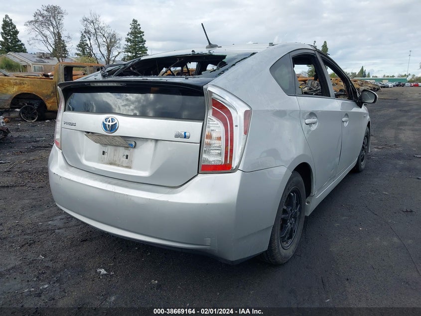 2015 TOYOTA PRIUS THREE - JTDKN3DU3F0449710