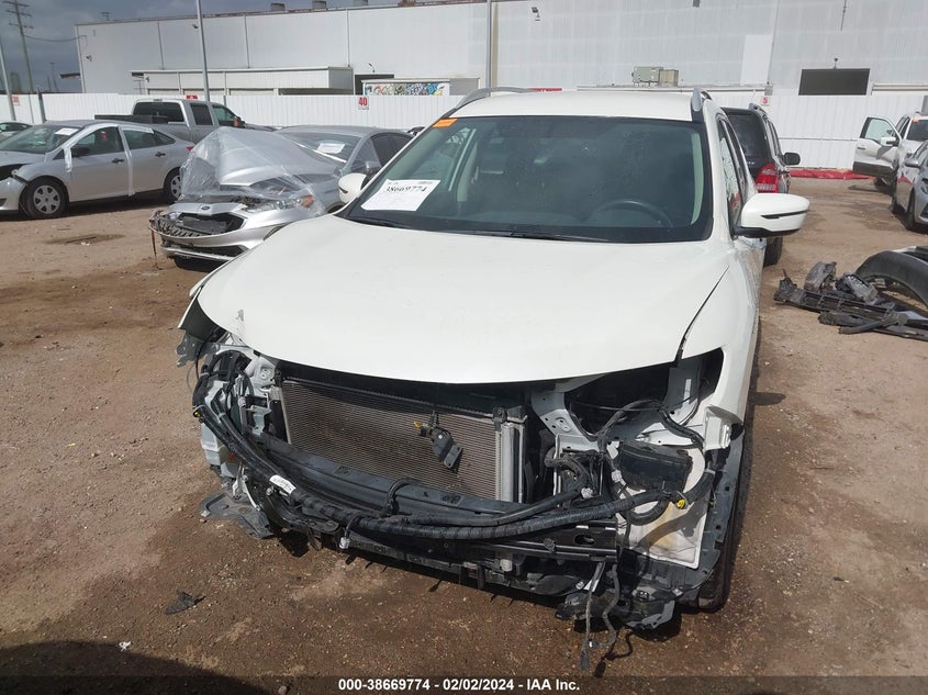 2018 NISSAN ROGUE S/SL - 5N1AT2MT3JC798873