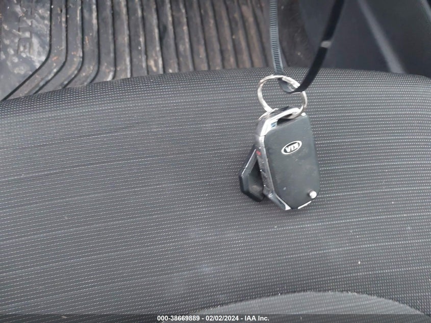 VIN 3KPF34AD4KE020496 2019 KIA FORTE S