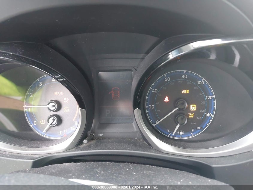 2015 TOYOTA COROLLA S PLUS - 5YFBURHE8FP346989