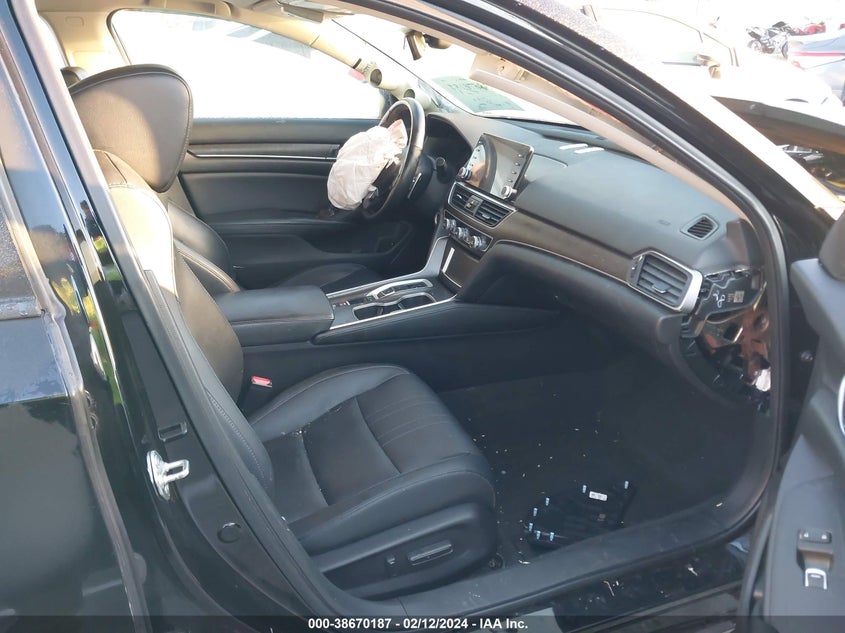 VIN 1HGCV2F50JA015592 2018 HONDA ACCORD EX-L 2.0T