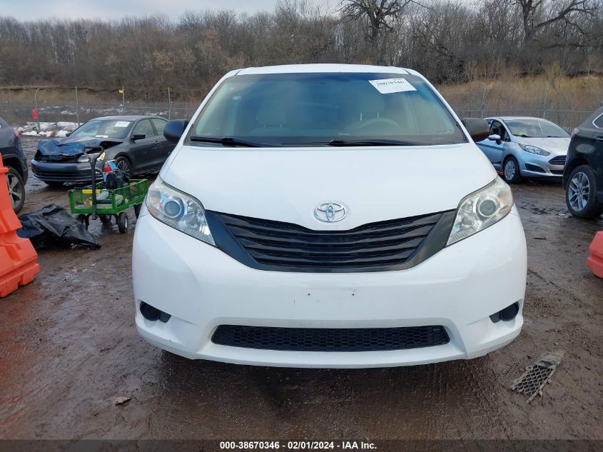 5TDKA3DC2BS004790 2011 TOYOTA SIENNA, photo no. 6