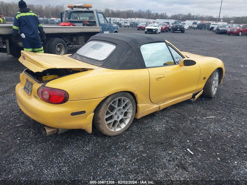 2002 Mazda Mx-5 Miata Cloth/Ls/Se VIN: JM1NB353920225296 Lot: 38671308