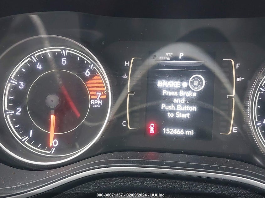VIN 1C4PJLLB2KD205910 2019 JEEP CHEROKEE LATITUDE PLUS FWD