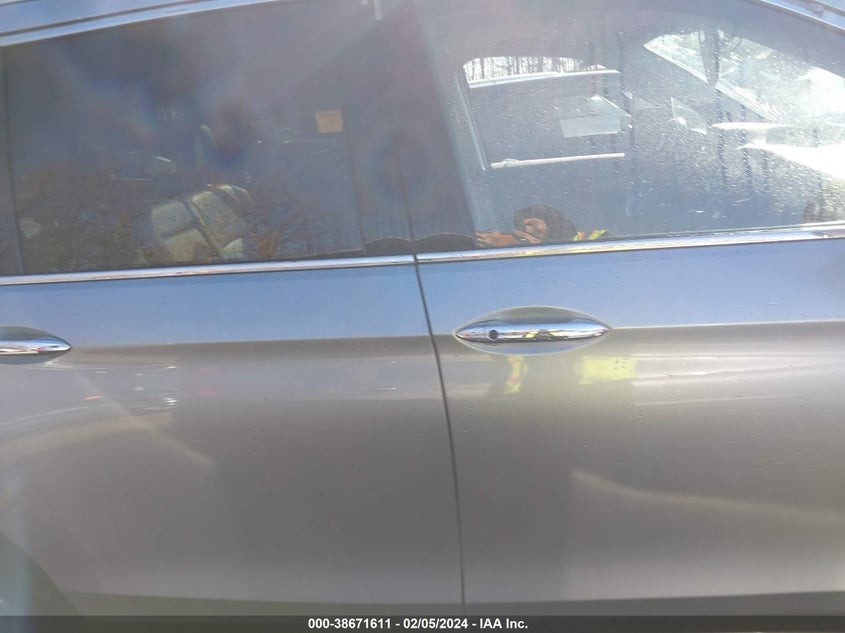 2018 HONDA PILOT TOURING - 5FNYF6H98JB045956