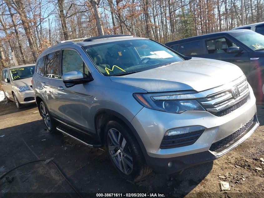 2018 HONDA PILOT TOURING - 5FNYF6H98JB045956