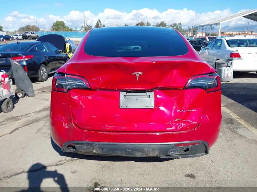 VIN 7SAYGDEE0PF949962 2023 TESLA MODEL Y