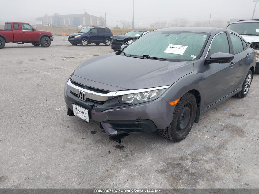 2017 HONDA CIVIC VIN: 19XFC2F52HE077228