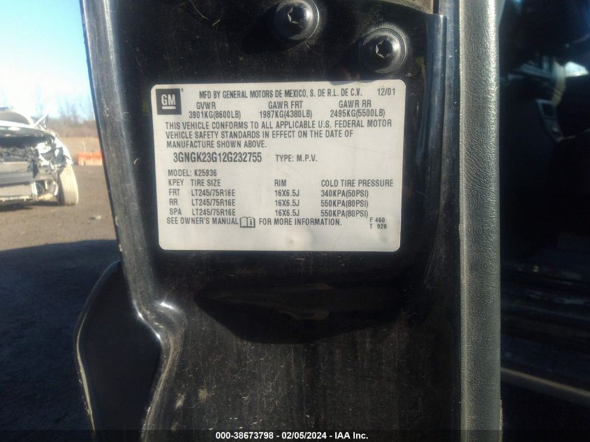 2002 Chevrolet Avalanche 2500 VIN: 3GNGK23G12G232755 Lot: 38673798