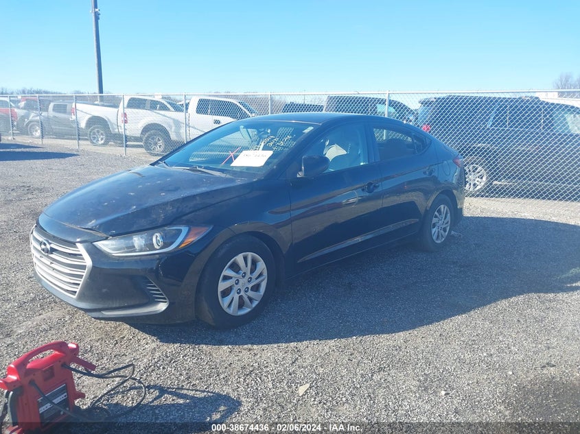 VIN 5NPD74LF9HH164561 2017 HYUNDAI ELANTRA SE