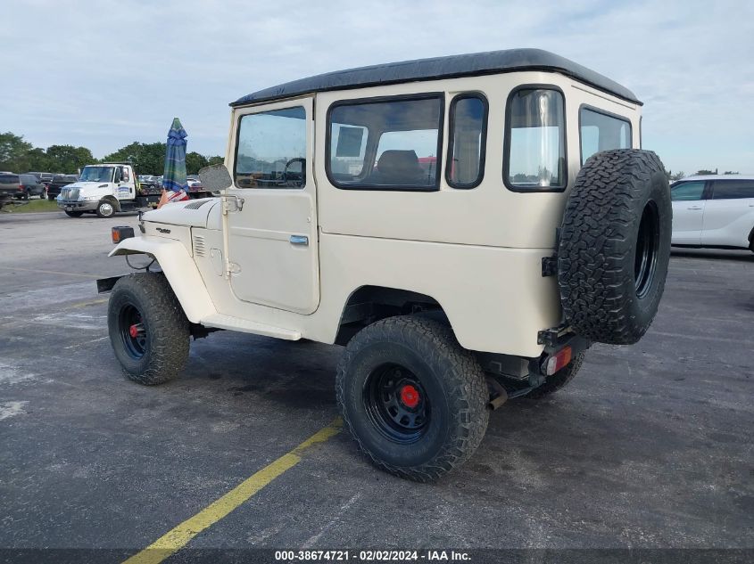 FJ40904881 1977 Toyota Fj40