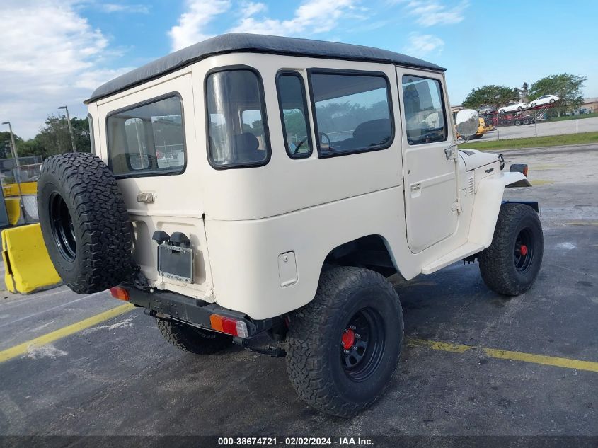 FJ40904881 1977 Toyota Fj40