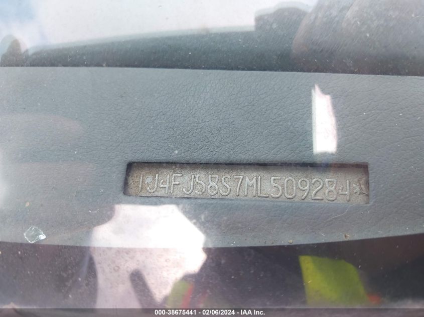 1991 Jeep Cherokee Laredo VIN: 1J4FJ58S7ML509284 Lot: 38675441