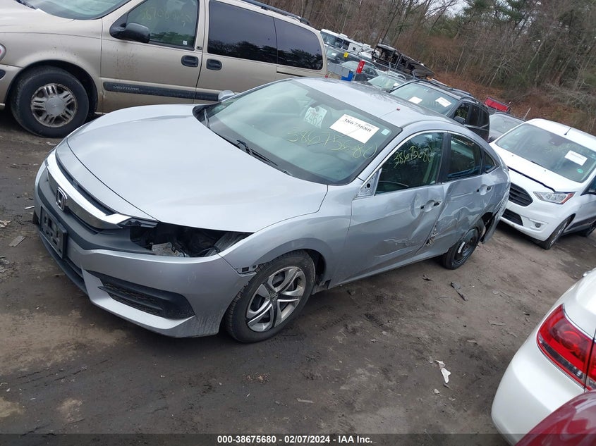 VIN 2HGFC2F5XJH566701 2018 HONDA CIVIC LX